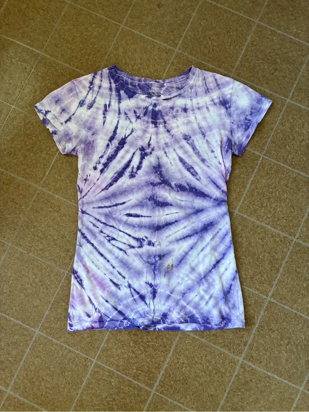 Stranded Tye-Dye Purple Women’s Tee